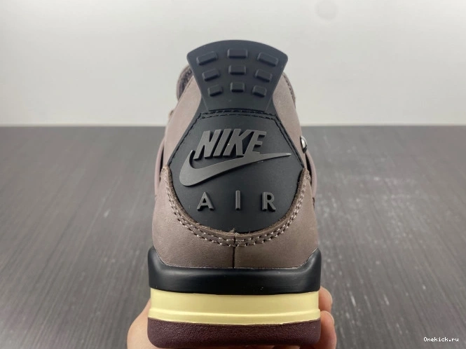 One Kick 4 Jordan A Maniere Violet Ma DV6773-220 Retro Air Ore 0731